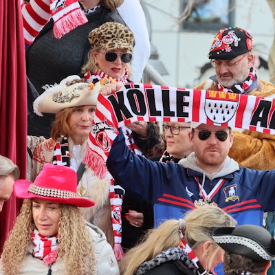Jecke auf dem Rosenmontagszug.