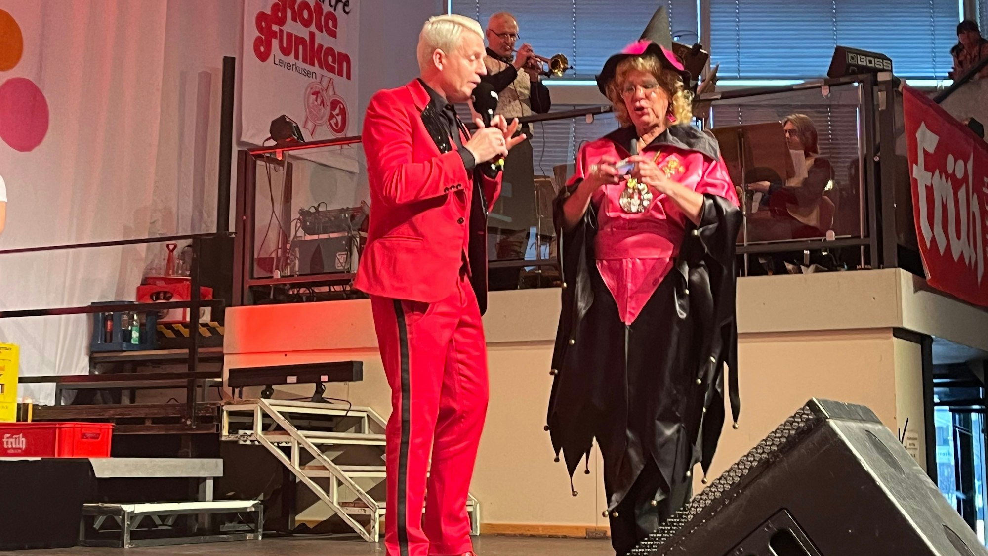 Heidi mit Guido Cantz auf der Bühne.