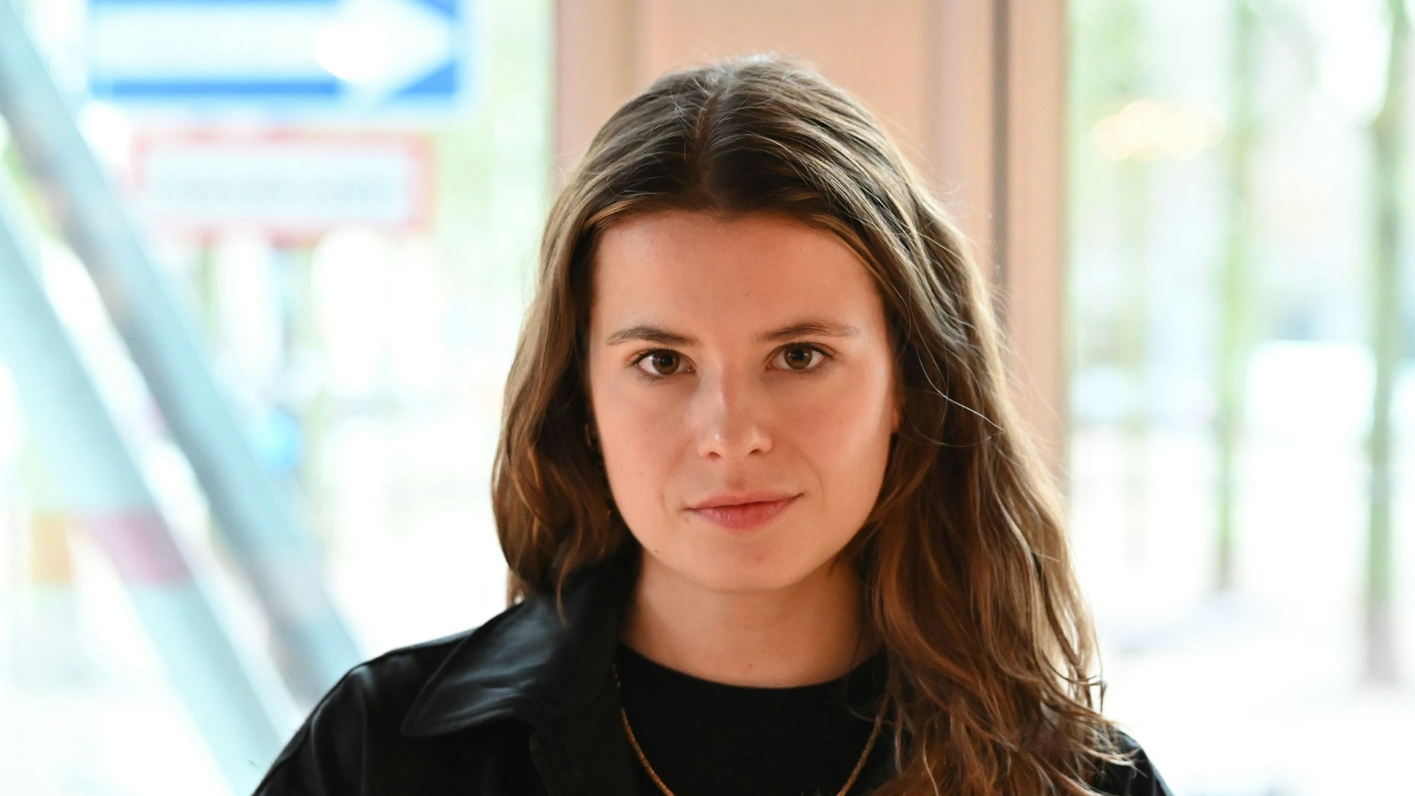 Die Klimaaktivistin Luisa Neubauer sieht die Ursache für die verheerenden Brände in den USA im Klimawandel und appelliert an die Politik.