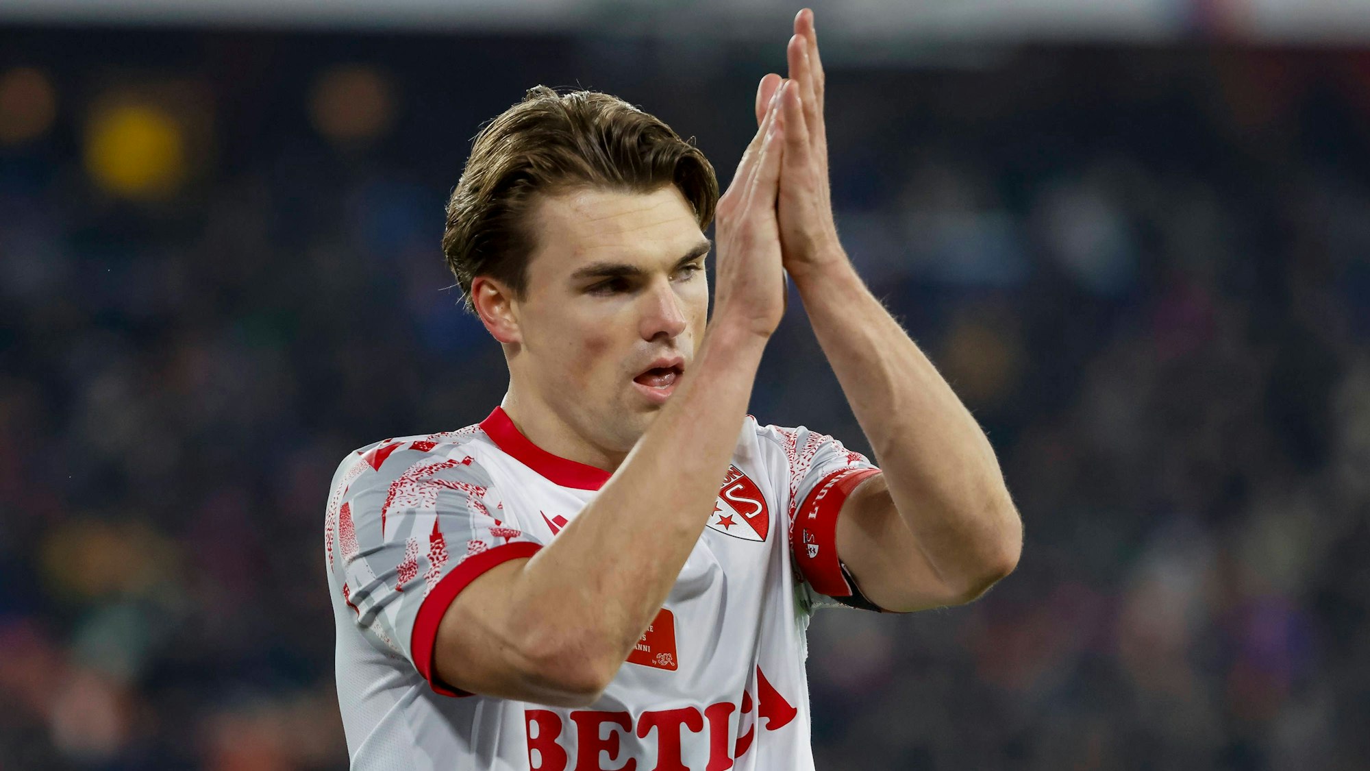 Über Joel Schmieds Wechsel vom FC Sion nach Köln sollen sich die Kölner mit der Klubspitze der Schweizer einig sein.