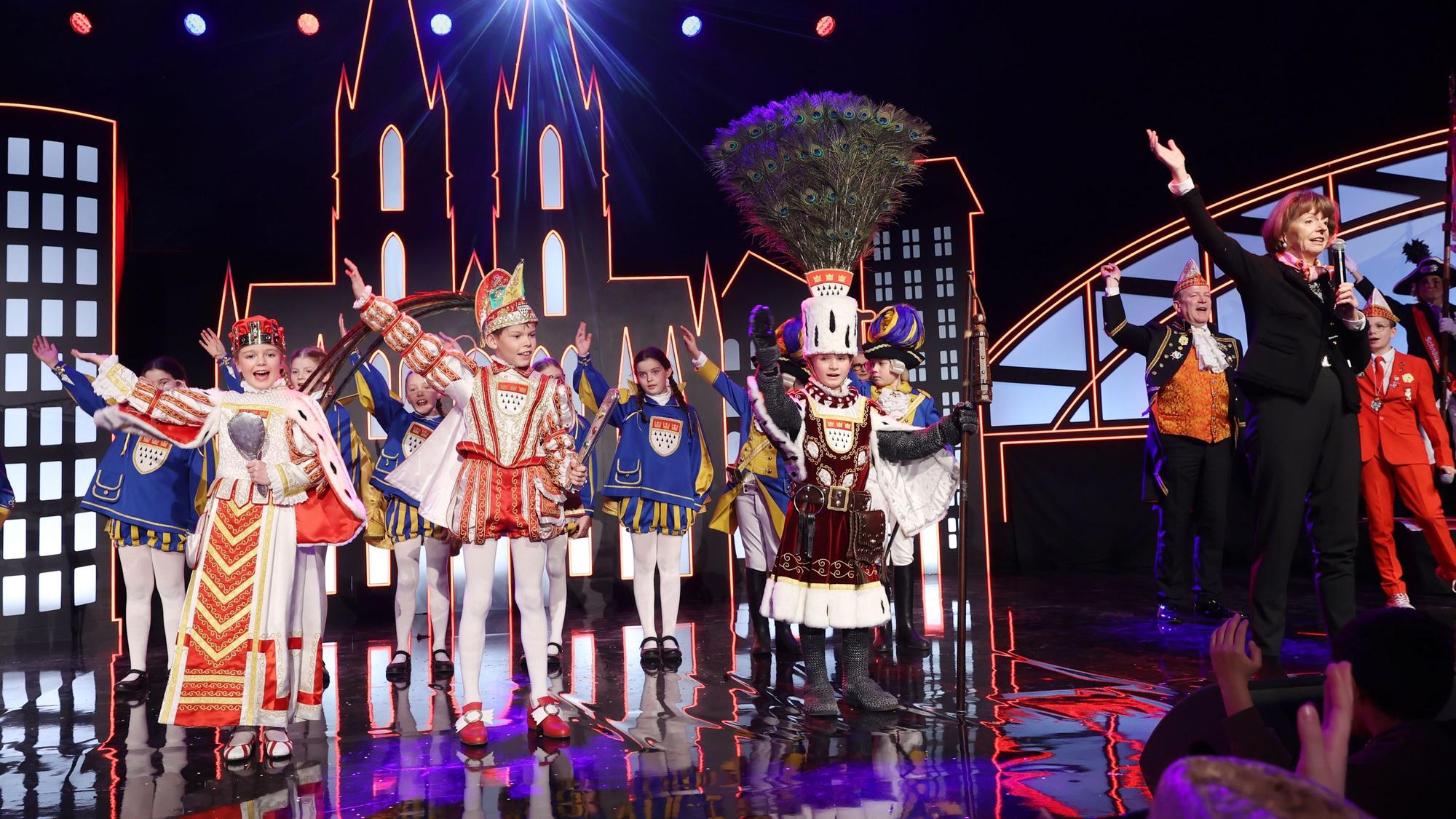 Proklamation des Kölner Kinderdreigestirns im Theater am Tanzbrunnen.