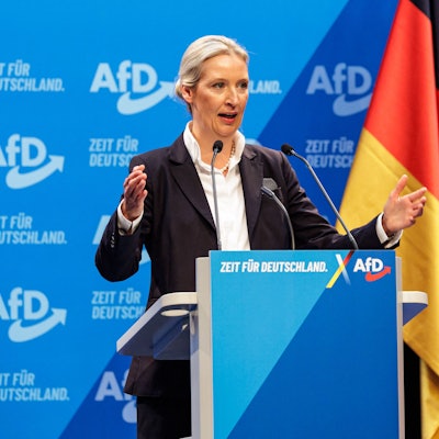 Alice Weidel hält auf dem AfD-Parteitag eine Rede. Sie wurde zuvor zur ersten AfD-Kanzlerkandidatin gekürt.