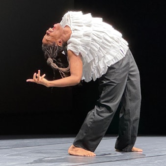 Kevin Claudio Ponge Kassoma auf der Bühne im Forum