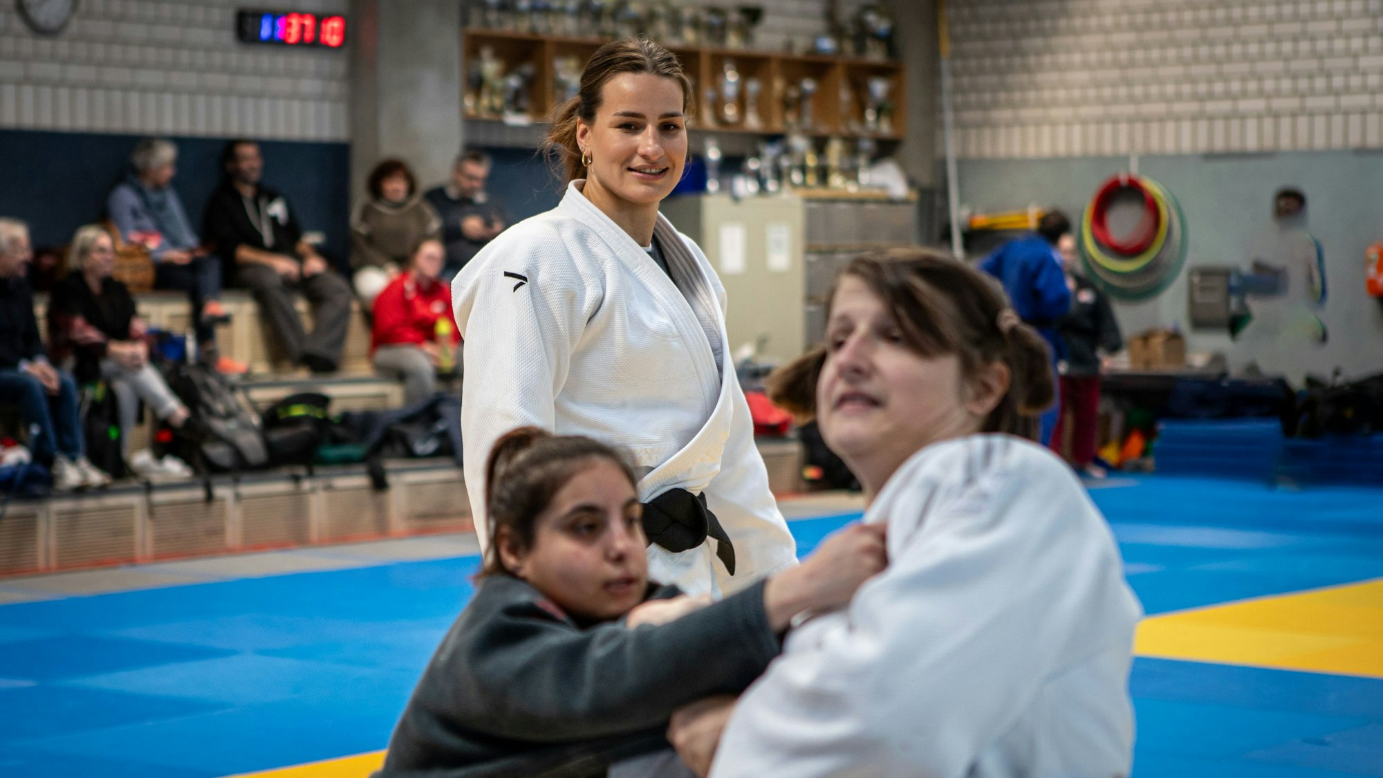Special Olympics-Botschafterin und Weltmeisterin Anna-Maria Wagner bereitet Athleten mit Beeinträchtigung auf anstehende Judo-Highlights vor