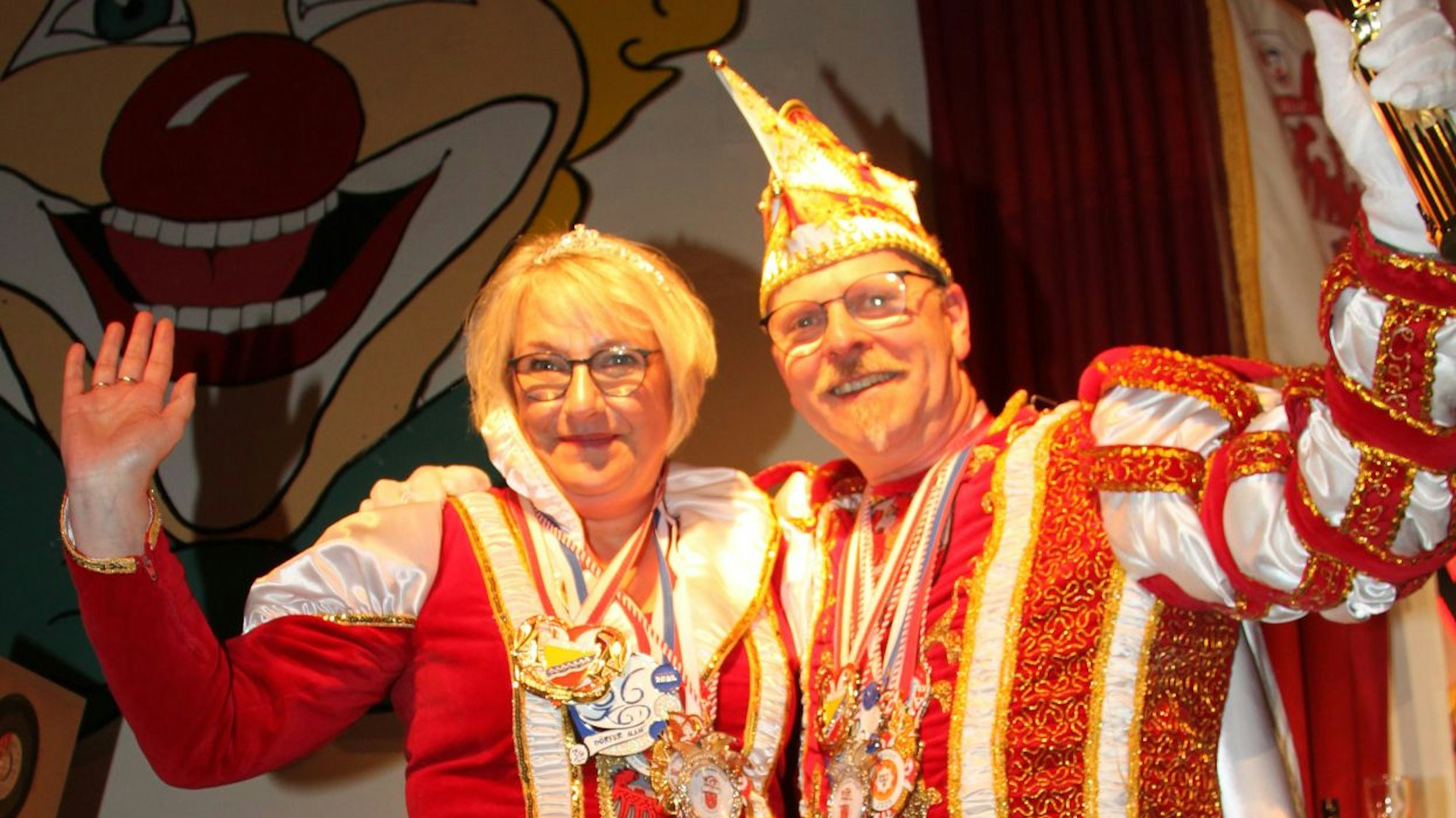 Das neue Prinzenpaar der KG Dahlem Prinz Gerd I. und Bianca I. im Ornat.