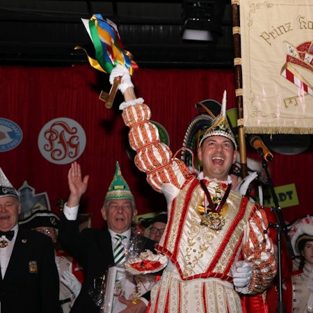 Mit dem Stadtschlüssel übernahm Prinz Thomas I. auch die närrische Regentschaft über Frechens Jecken.