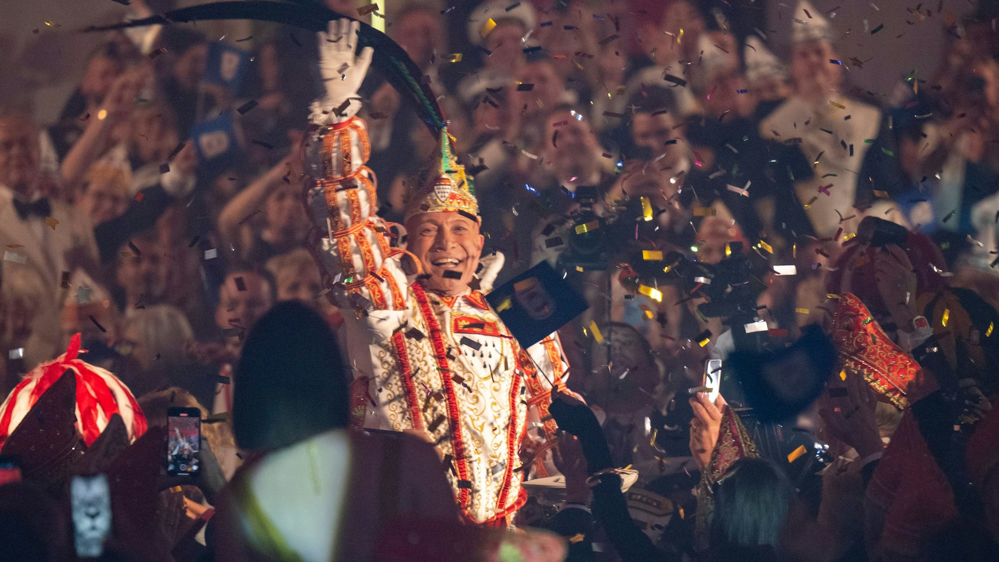 Prinz René I bei der Prinzenproklamation im Gürzenich proklamiert.