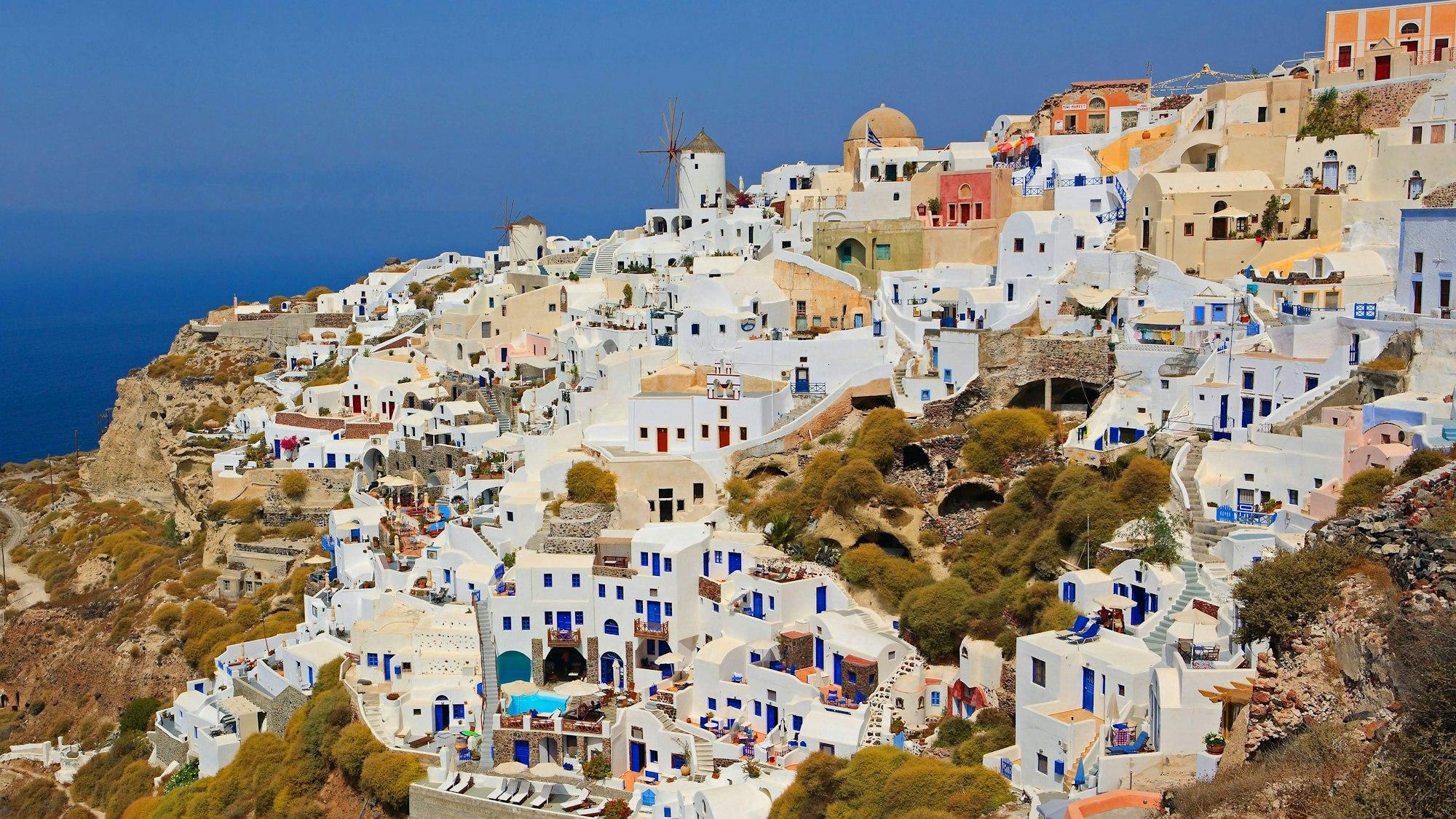 Die weißen Häuser von Santorin.