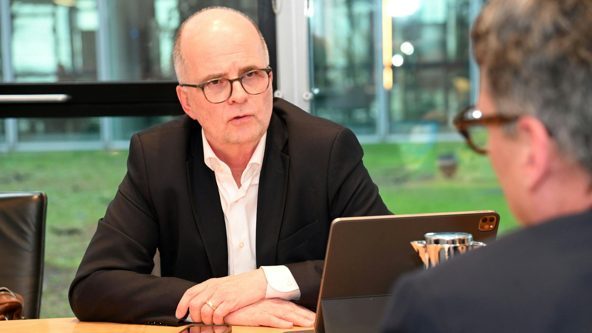 Baudezernent Markus Greitemann beim Besuch des „Kölner Stadt-Anzeiger“.