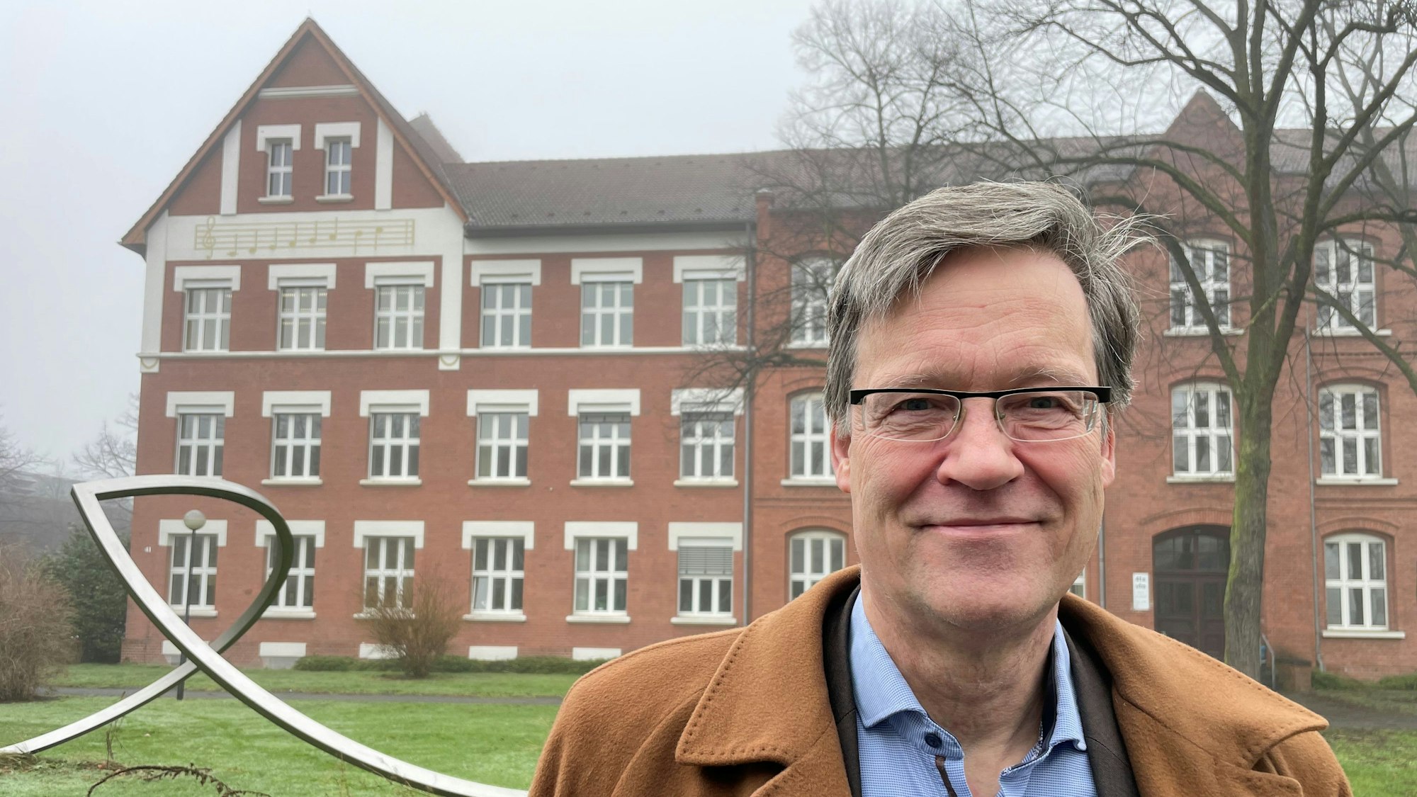 Rolf Albach tritt für die FDP bei der Bundestagswahl 2025 für den Wahlkreis IV Leverkusen/Mülheim an.