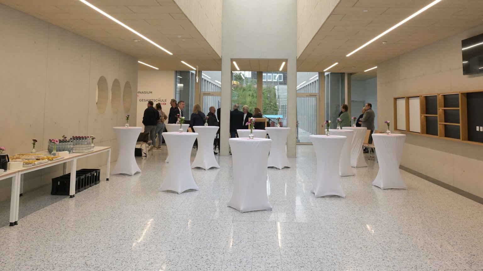 Der neue Zentralbau des Freiherr-vom-Stein-Schulzentrums ist ein Meilenstein für Rösrath.