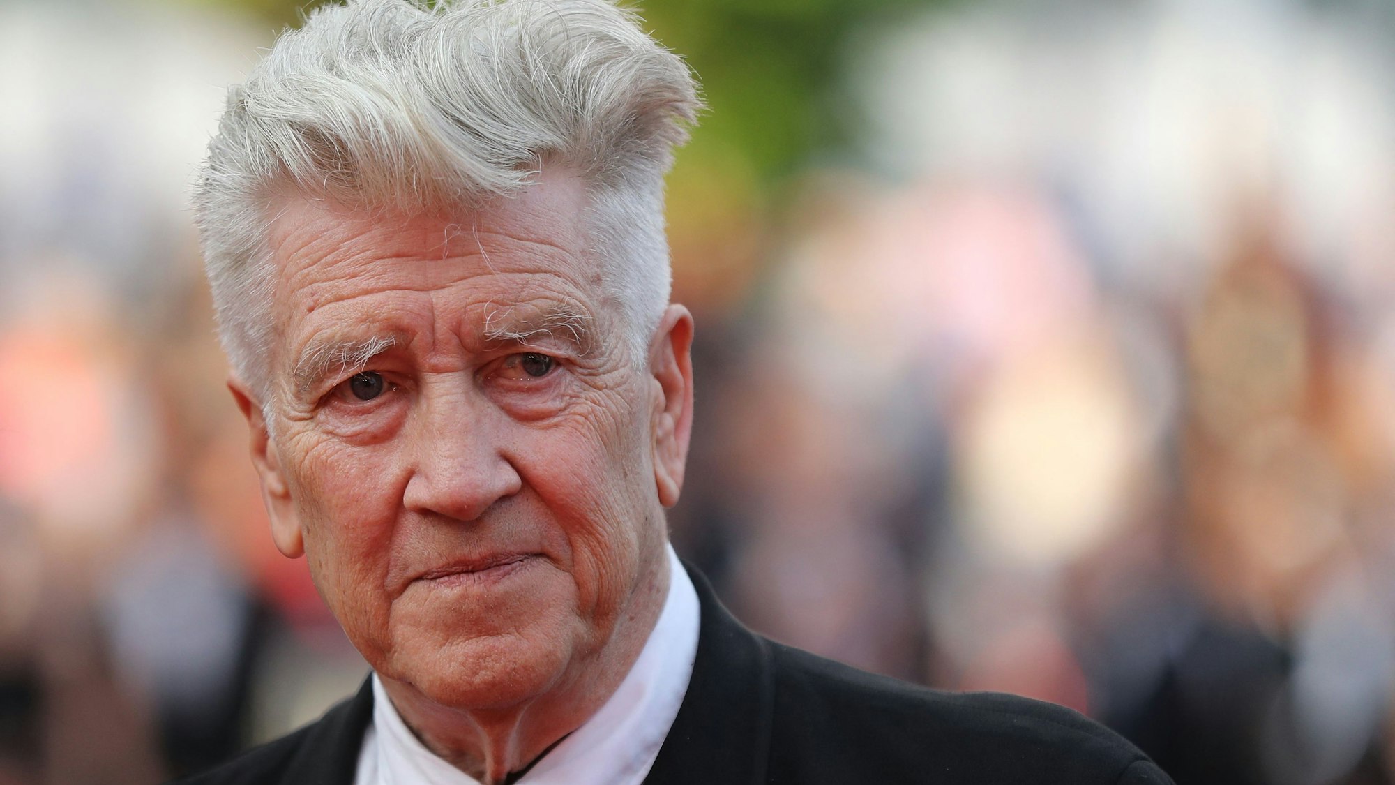 (FILES) US director David Lynch arrives on May 25, 2017 for the screening of the tv series 'Twin Peaks' at the 70th edition of the Cannes Film Festival in Cannes, southern France. Lynch died at the of 78, according to a statement released by his family on January 16, 2025. (Photo by Valery HACHE / AFP)
