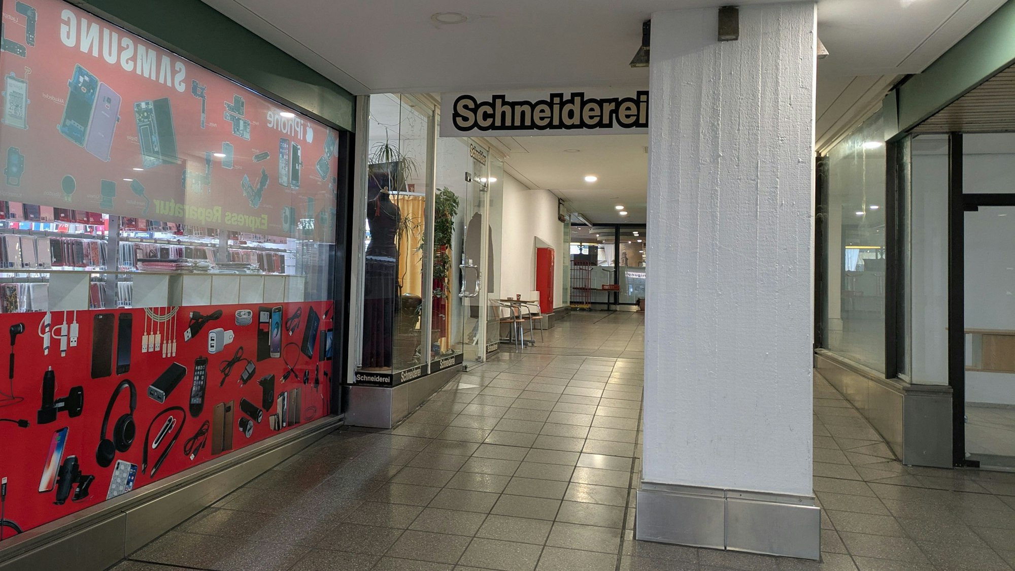 Ladenlokale in einer Shopping-Mall