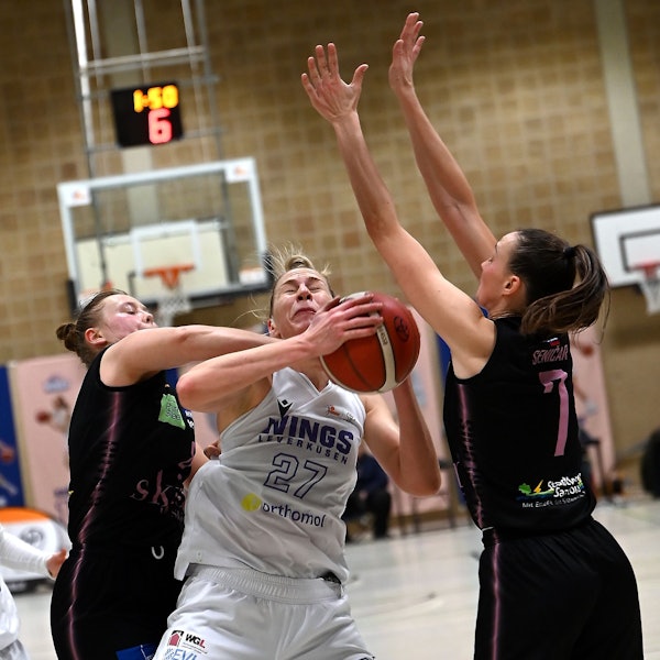 01.11.2024, Basketball-Wings Leverkusen-Saarlouis
mitte: Lisa Koop (Wings)
Foto: Uli Herhaus