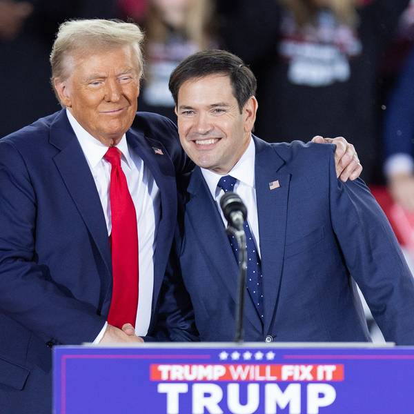 Donald Trump zusammen mit Marco Rubio bei einem Wahlkampfauftritt. (Archivbild)