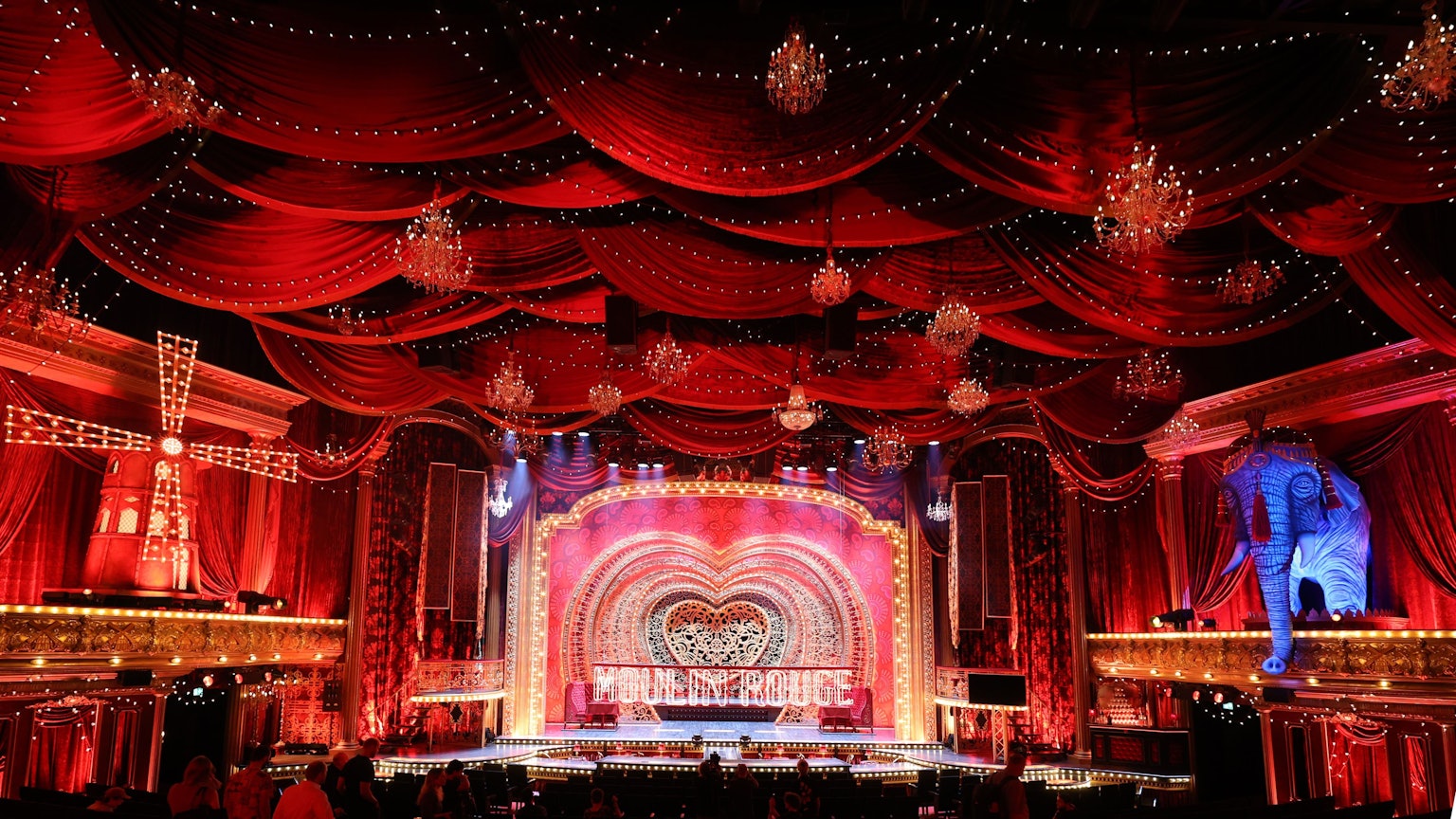 ATG Entertainment hat 20 Millionen Euro in die Produktion von Moulin Rouge investiert, vier allein in den Umbau des Musical Domes.