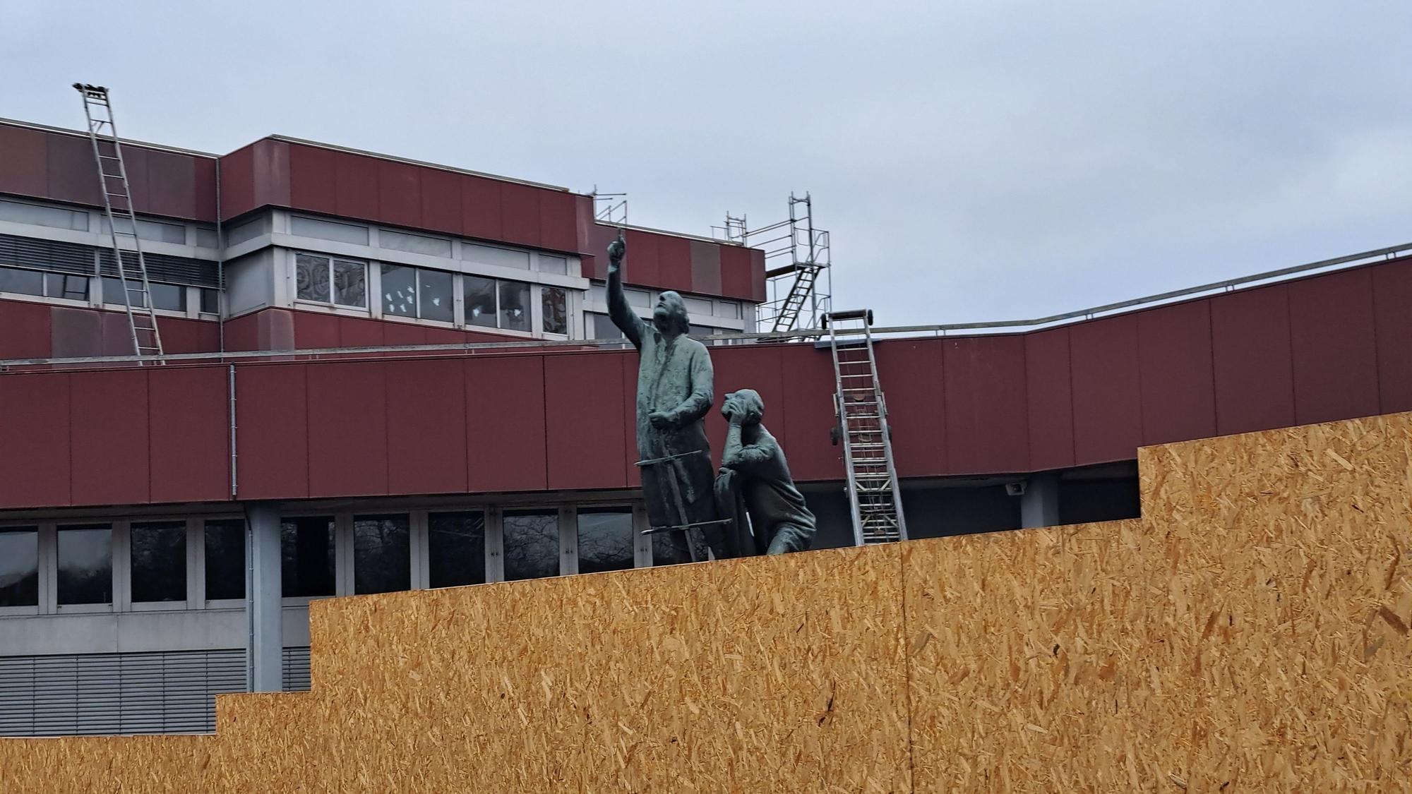 Das Kopernikus-Gymnasium ist wegen zahlreichen baulicher Mängel inzwischen Dauerbaustelle.