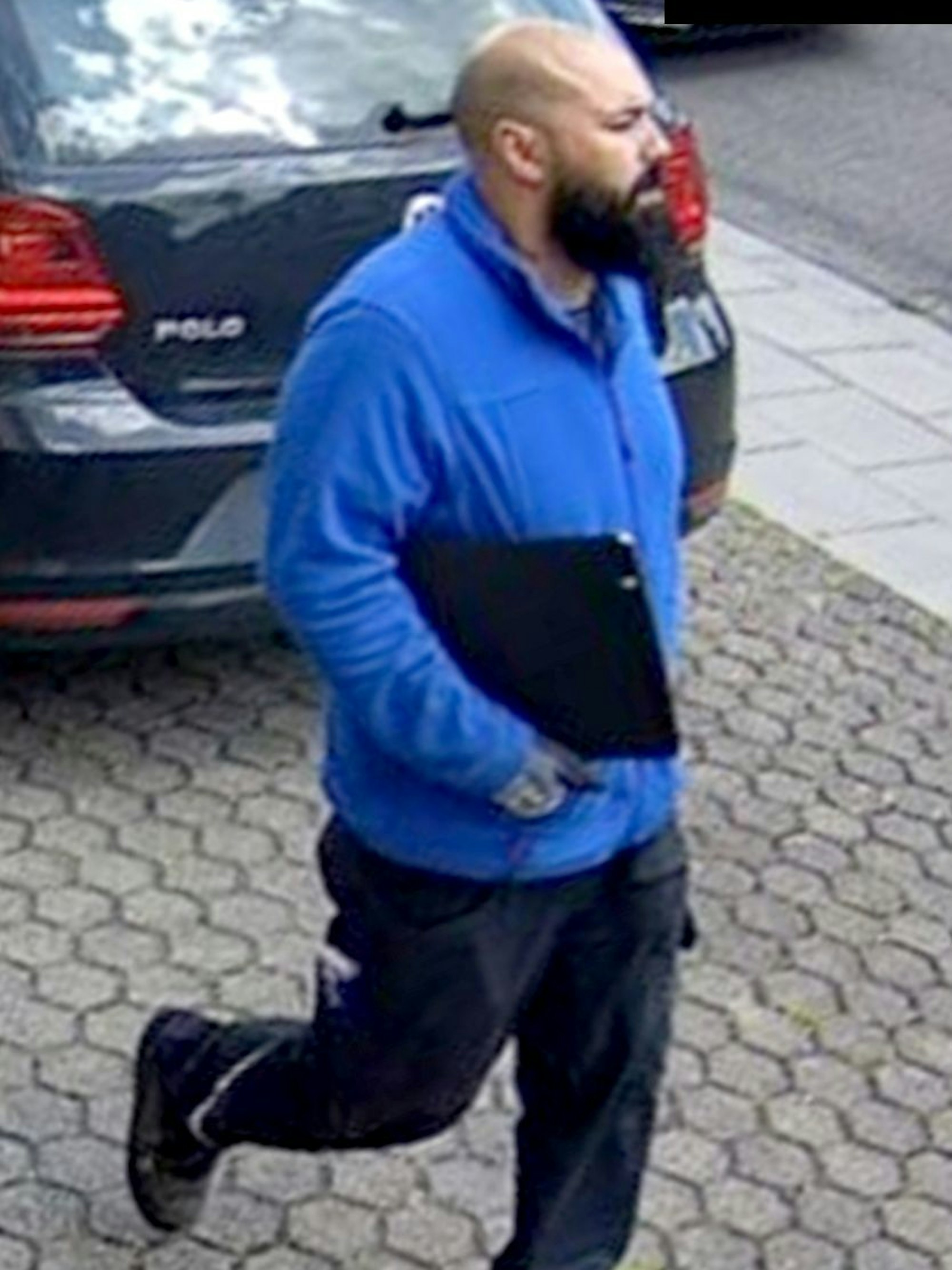 Wer kennt diesen Mann?