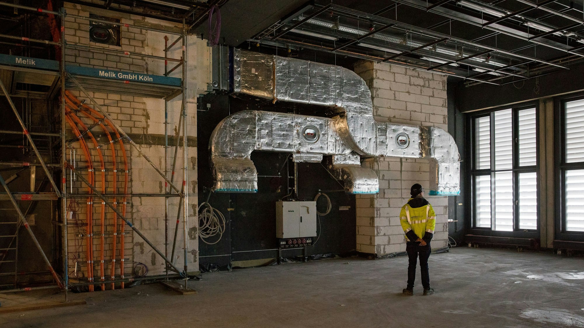 16.01.2023, Köln: Aufnahmen von der Baustelle der Bühnen der Stadt Köln (Schauspielhaus und Oper).
Im Bild große Probebühne des Schauspielhauses.
Foto: Michael Bause
Achtung es liegt eine Sperrfrist bis zum 17.01.2023 auf den Bildern!!!!