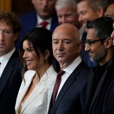 US-Tech-CEOs Mark Zuckerberg (l-r), Jeff Bezos, Sundar Pichai und Elon Musk bei der Amtseinführung Donald Trumps (Archivbild).