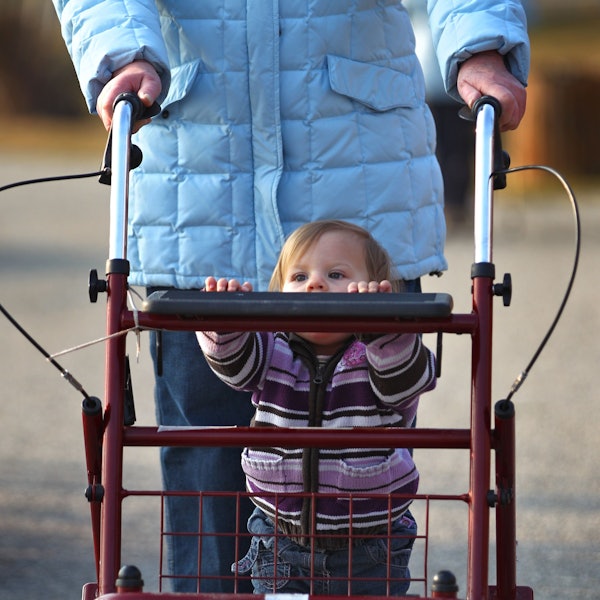 Eine kleine Generation muss die Renten der Boomer-Generation zahlen, auf zwei Beitragszahlende kommt eine Rente. Wie soll das funktionieren?