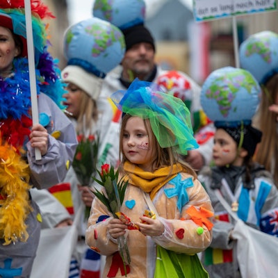 Kinder in Kostümen bei den Schull- und Veedelszöch.