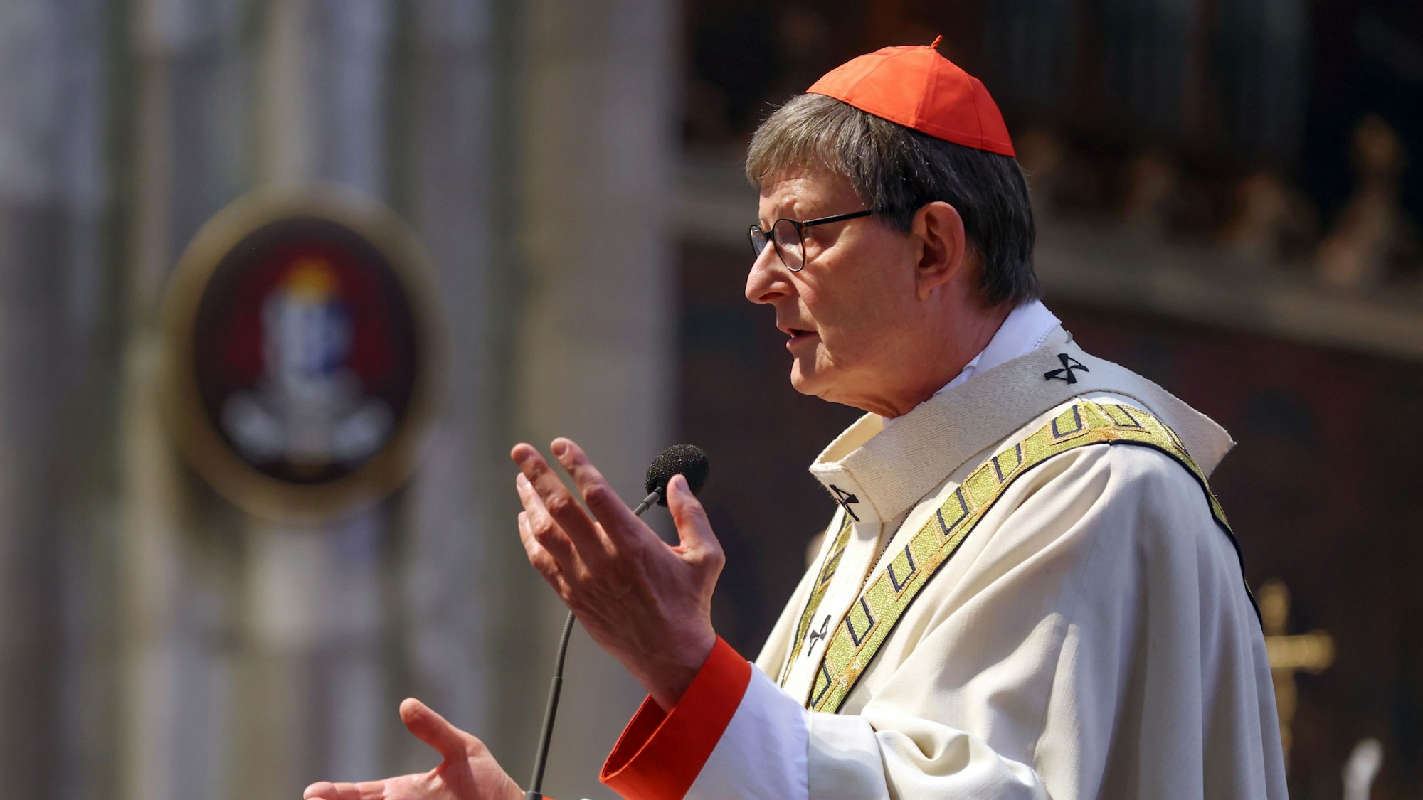Kardinal Woelki im Kölner Dom.