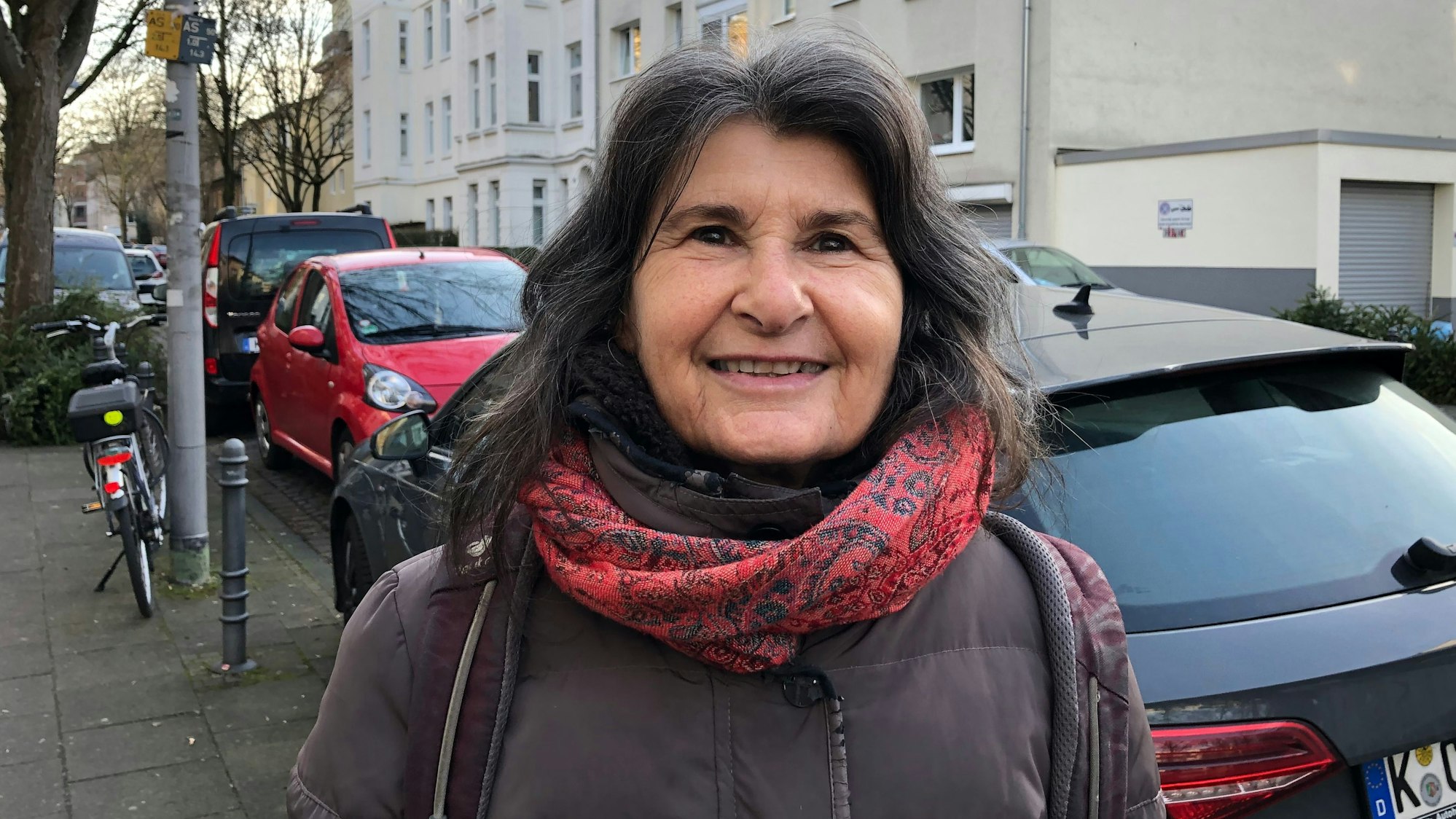 Straßenumfrage zum Thema Zukunft. Claudia