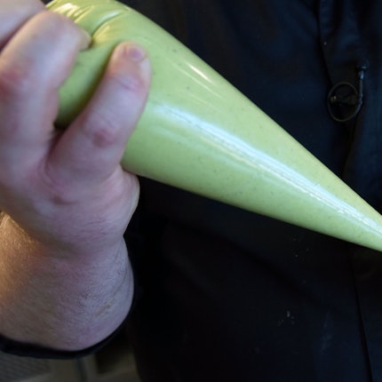 Video-Kochschule im Ox & Klee mit dem Patissier des Jahres 2021 Hannes Radeck.