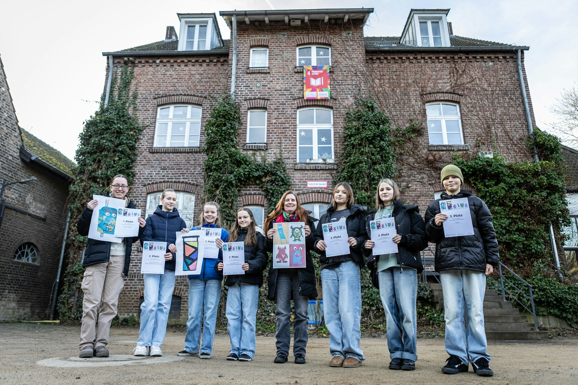 Die Gewinner stehen fest: Platz 1 geht an Flora Ludwig, Platz 2 an das Freiherr-vom-Stein-Gymnasium und Platz 3 an die Realschule am Stadtpark.