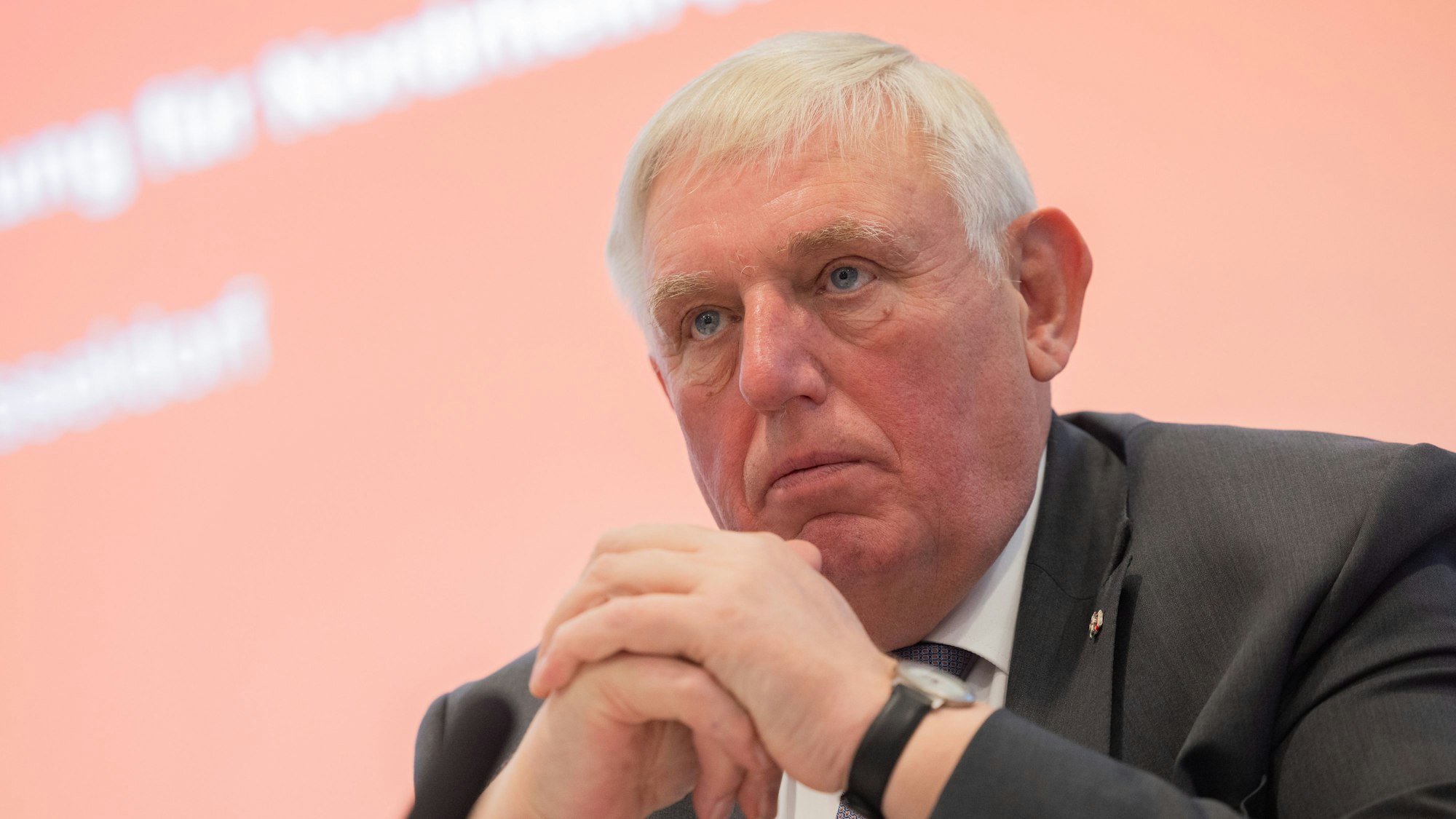 Karl-Josef Laumann (CDU), Minister für Arbeit, Gesundheit und Soziales des Landes Nordrhein-Westfalen, unterstützt Reformen beim Bürgergeld.