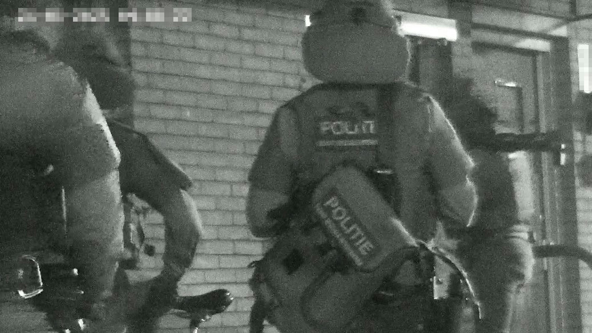 Niederländische Spezialkräfte kurz vor dem Zugriff im Rahmen der Ermittlungen der „EG Fusion“.