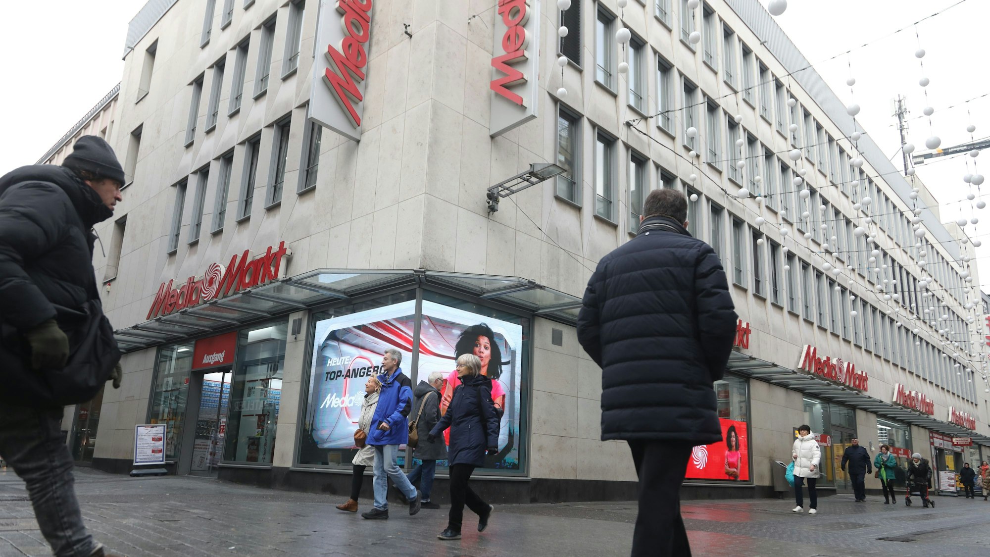 23.01.2025, Köln: Der Mietvertrag vom Mediamarkt an der Hohe Straße läuft bald aus. Mediamarkt zieht im Anschluß aus. Foto: Arton Krasniqi