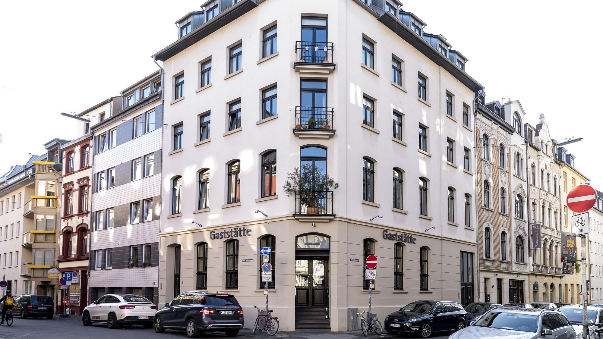 Restaurant Max Stark in Köln von außen.