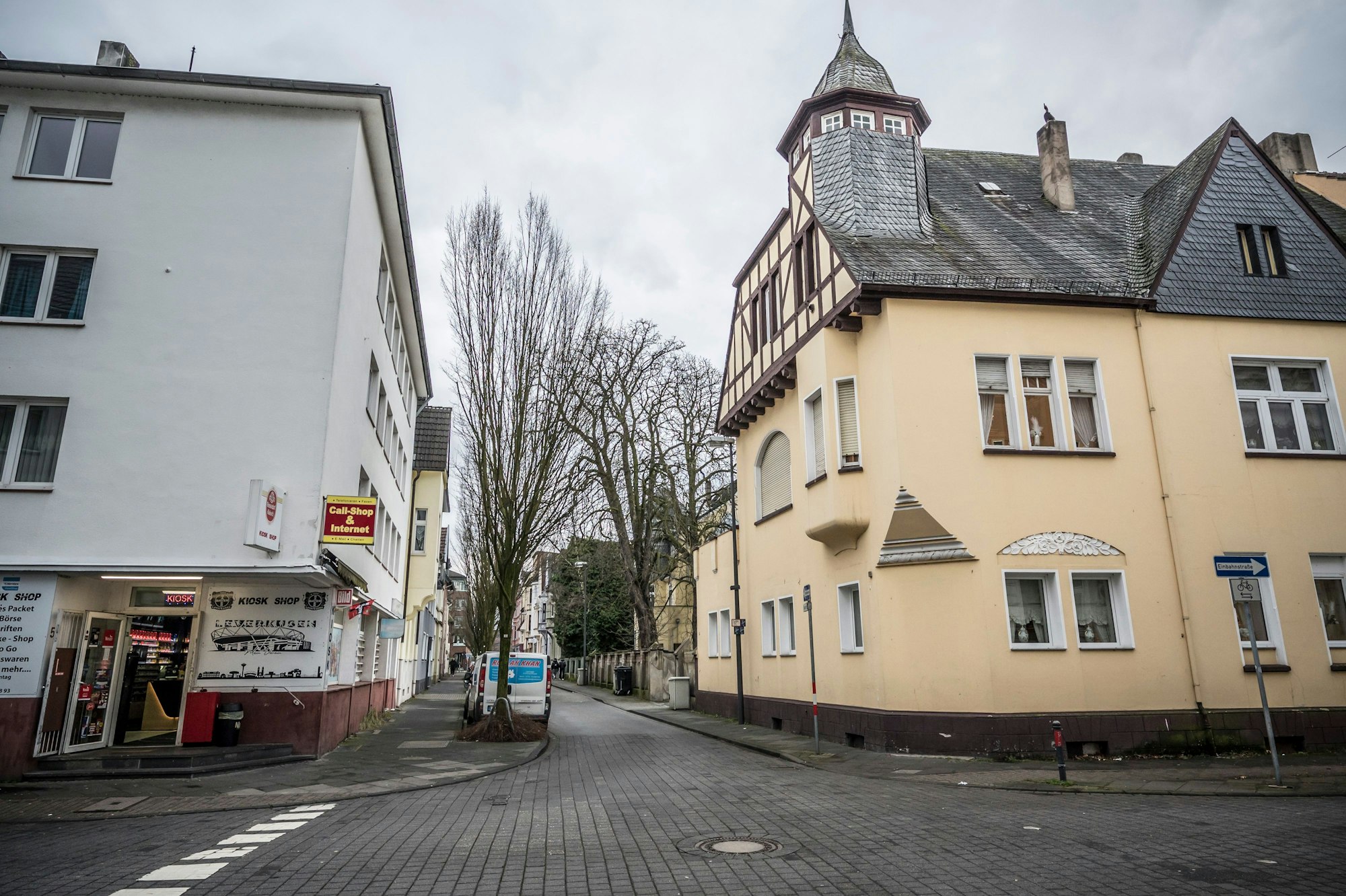 Kaiserstraße 15, hier gibt es gelegentlich Razzien. Foto: Ralf Krieger