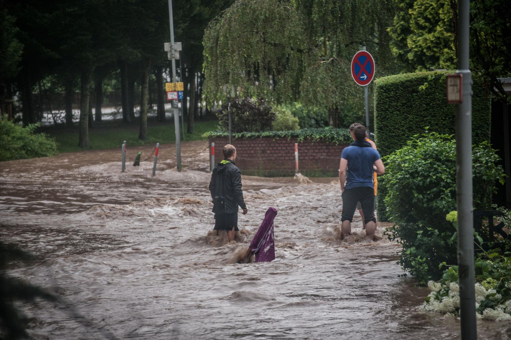 Beim 100-jährlichen Hochwasser im Juli 2021 trat der Wiembach über die Ufer und flutete Teile von Opladen.