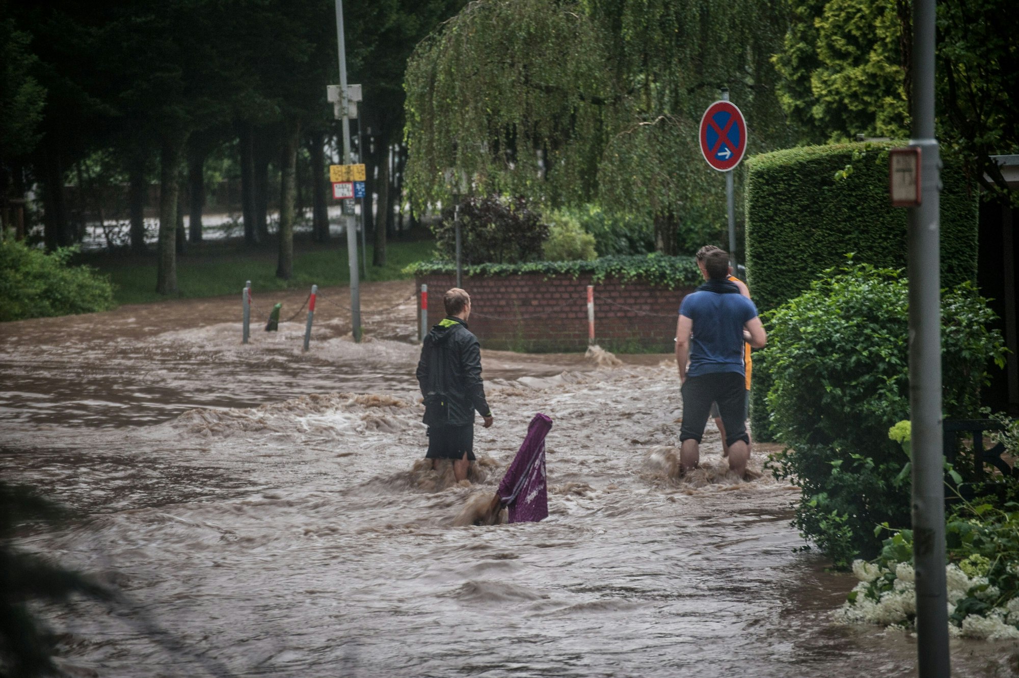 Beim 100-jährlichen Hochwasser im Juli 2021 trat der Wiembach über die Ufer und flutete Teile von Opladen.