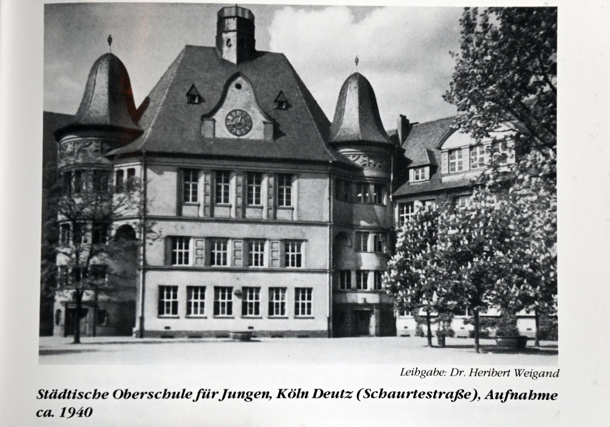 Die in Ostheim stationierten Flakhelfer kamen zu einem Großteil von der Oberschule für Jungen in Köln-Deutz.