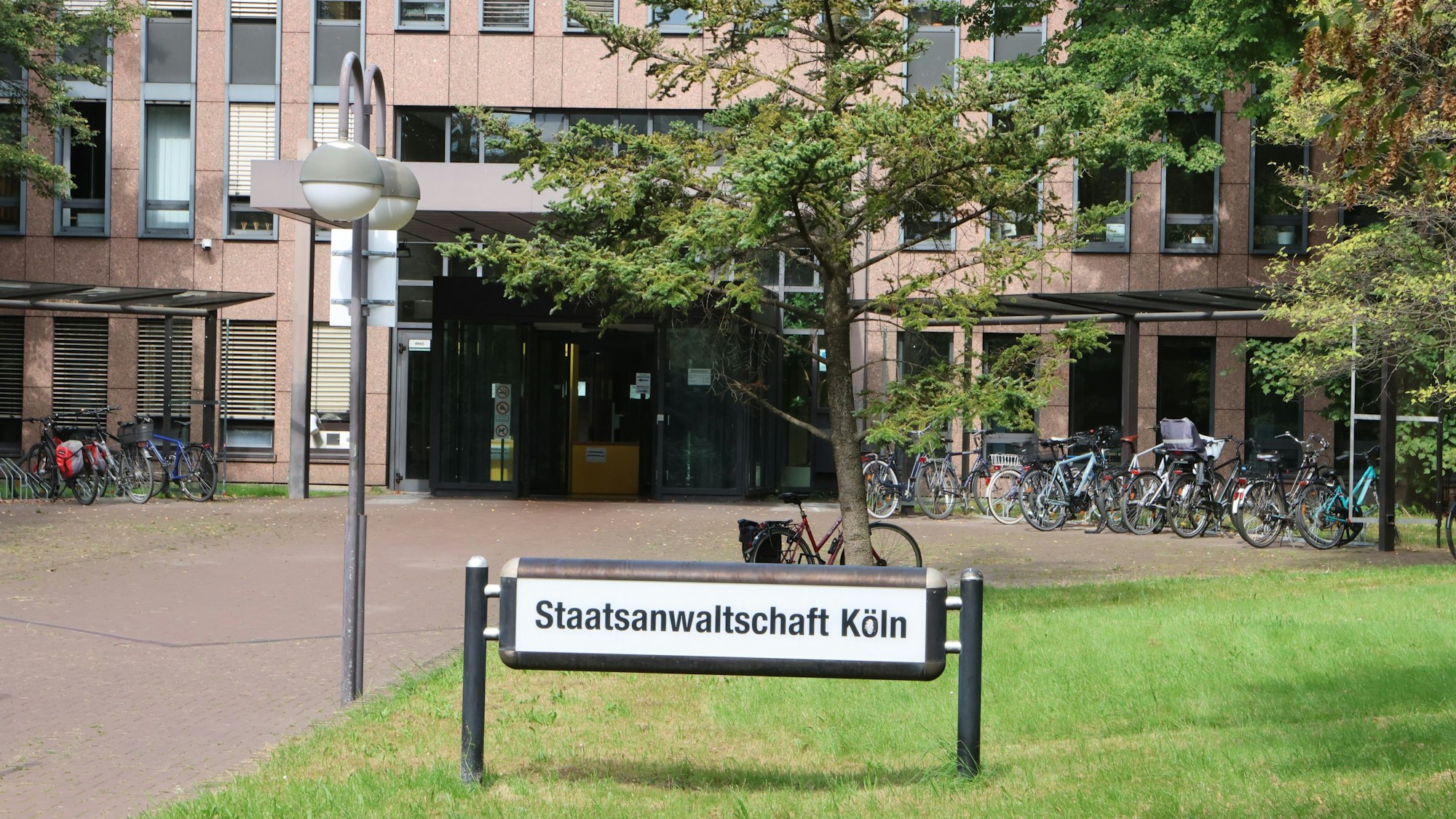 Das Foto zeigt die Staatsanwaltschaft Köln.