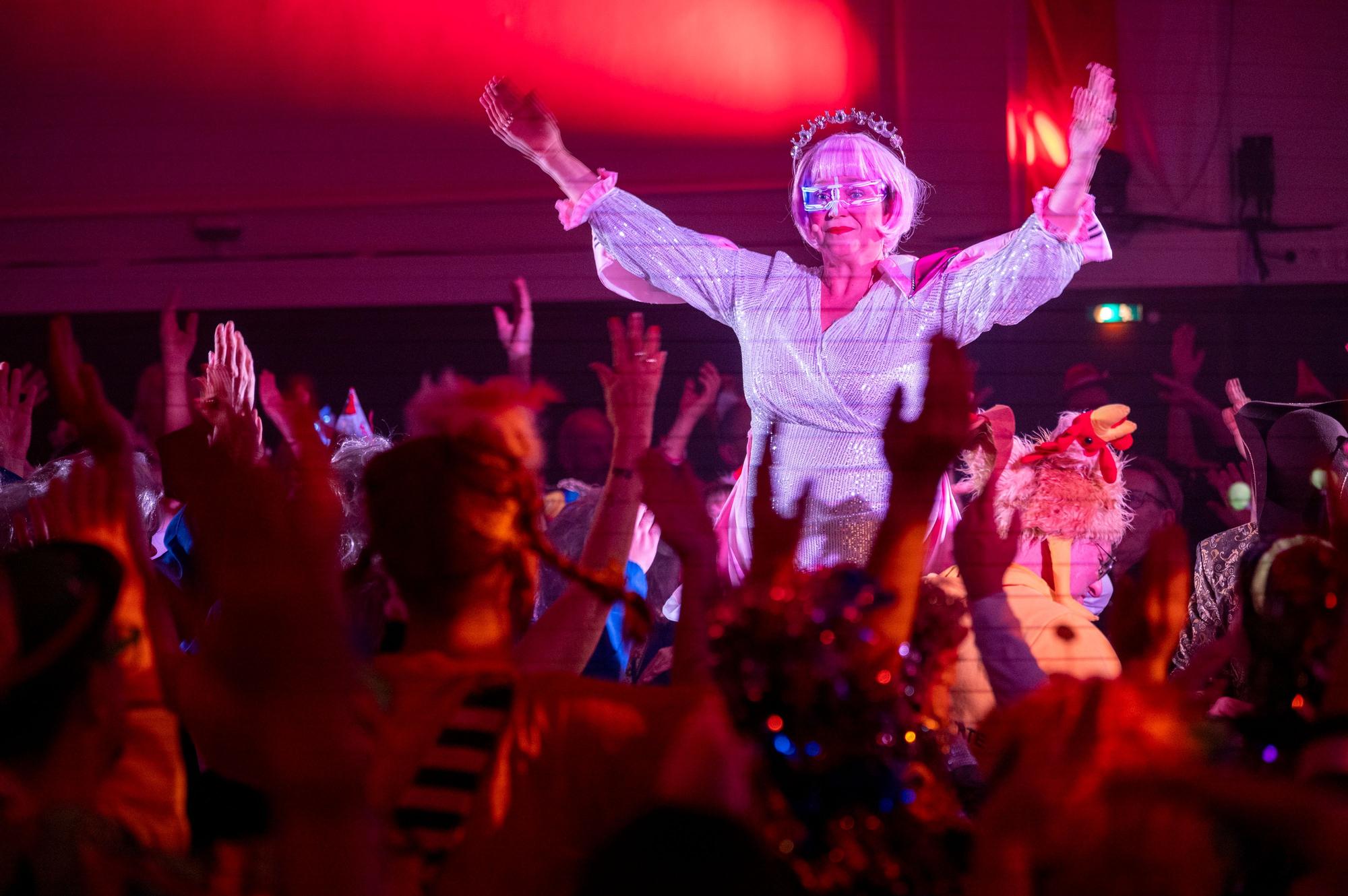 24.01.2025, Köln: Premiere der Karnevalssitzung „Deine Sitzung“. Motto „K.I. - Kölsche Intelligenz“. Foto: Uwe Weiser