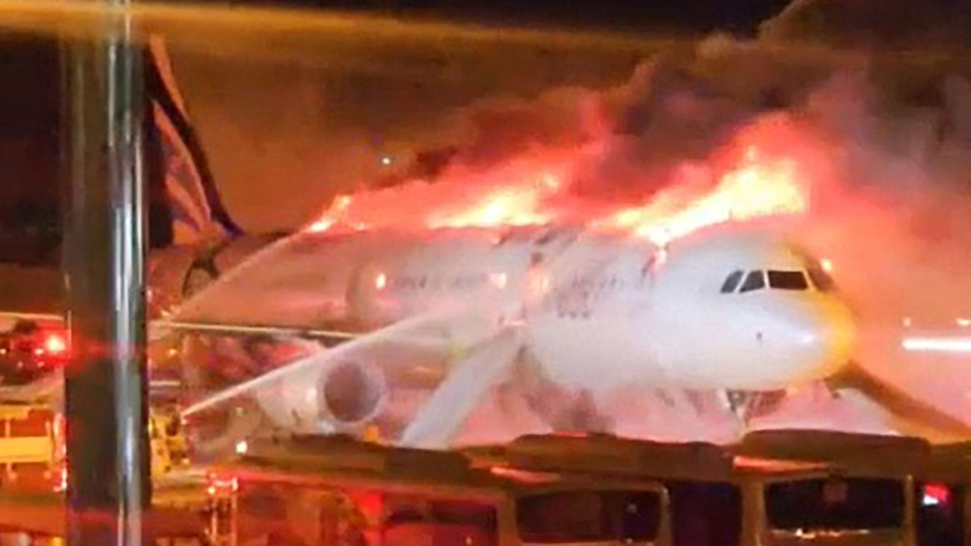 Am Dienstag (28. Januar) ist in Busan ein Airbus A321-200 in Brand geraten.
