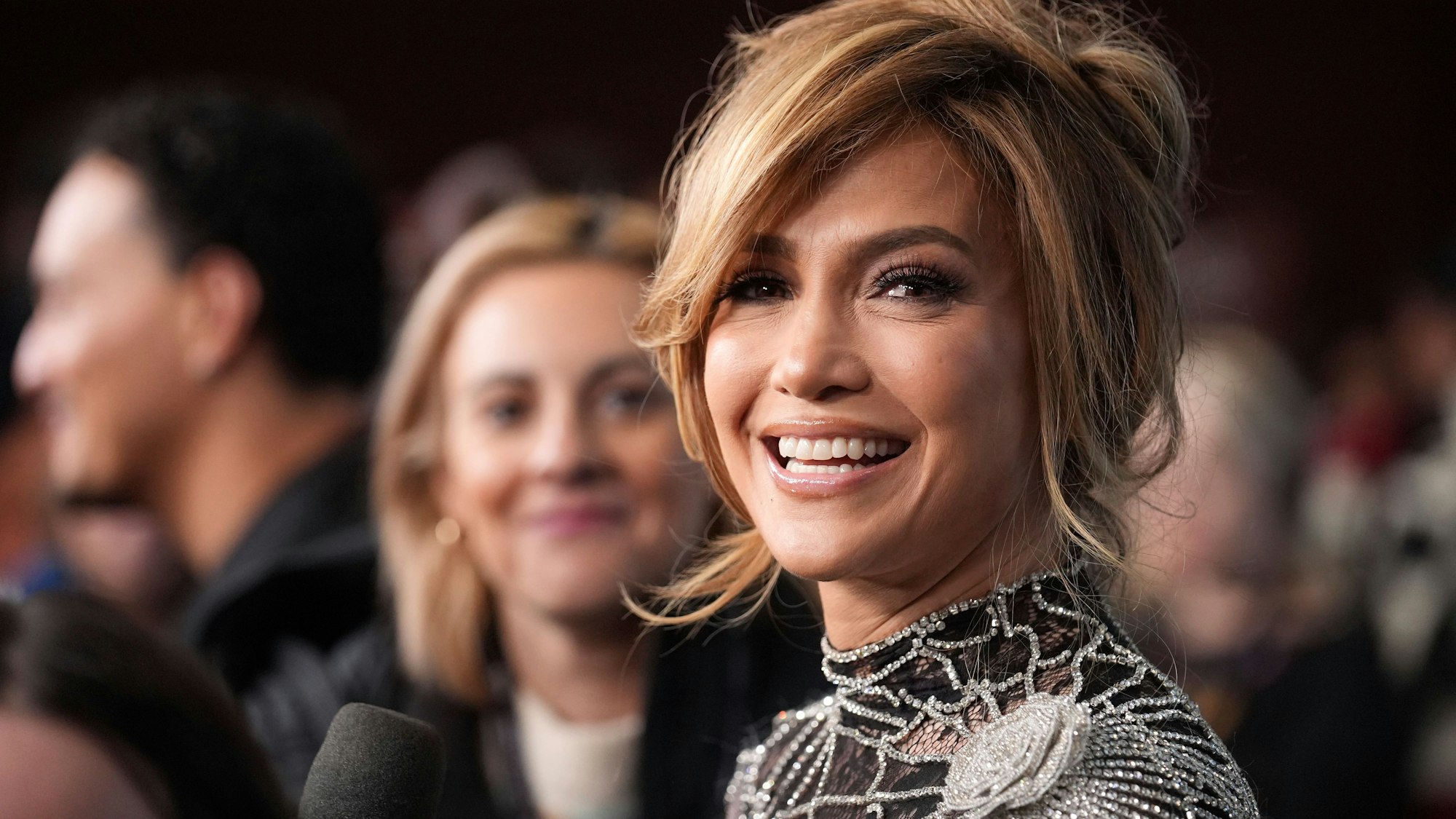 Jennifer Lopez lacht während des Sundance Film Festivals in Park City, Utah.