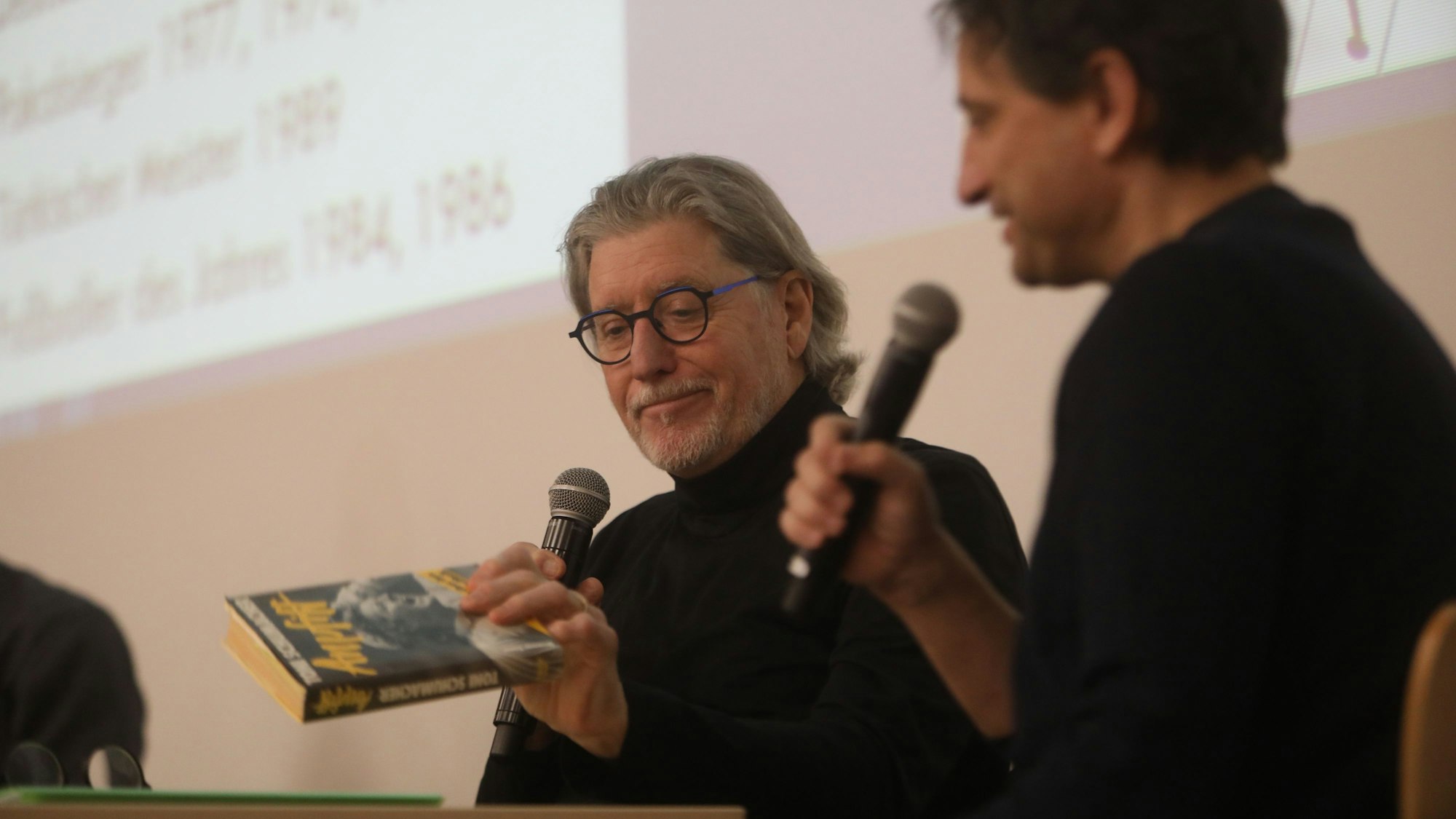 Toni Schumacher (l.) im Gespräch mit Stephan Klemm an der Spoho.