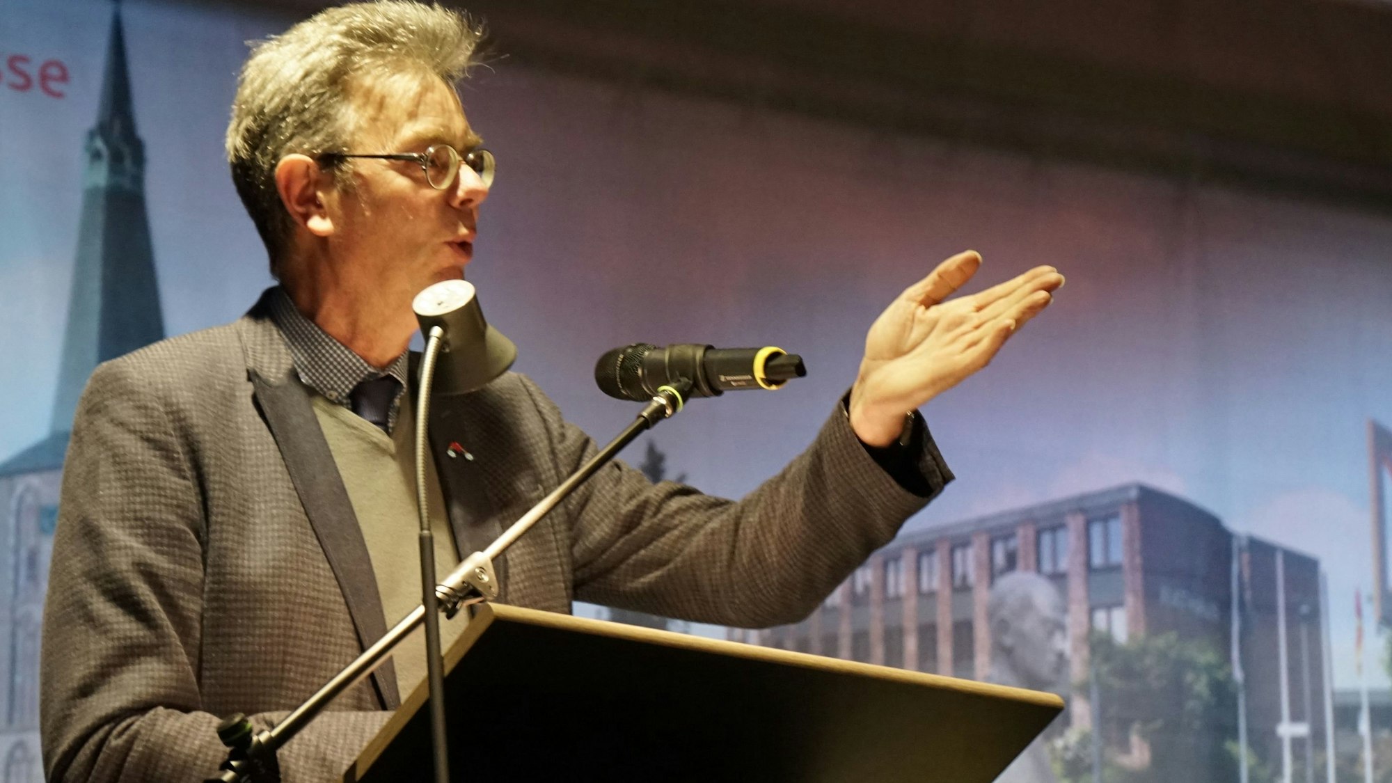 Der CDU-Fraktionsvorsitzende Klaus Ripp hat kein Verständnis dafür, dass andere Fraktionen Anträge gestellt haben, um andere Akzente bei der Gestaltung der Kolpingstadt zu setzen.