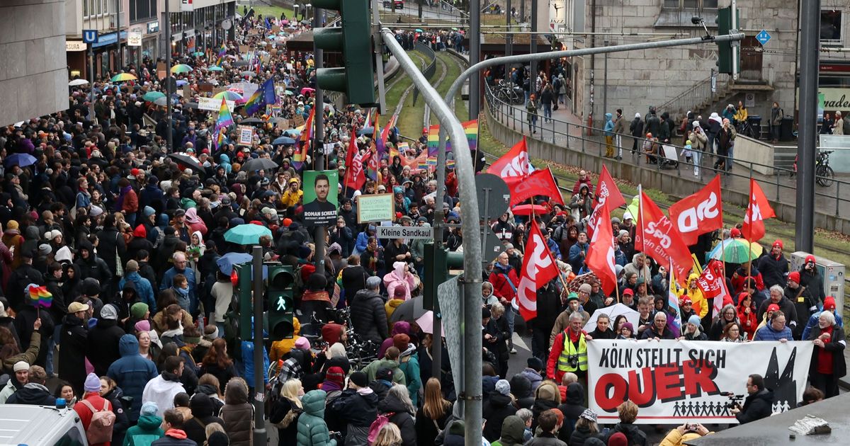 Köln: Protest gegen die AfD - Wer zählt die Teilnehmer von ...