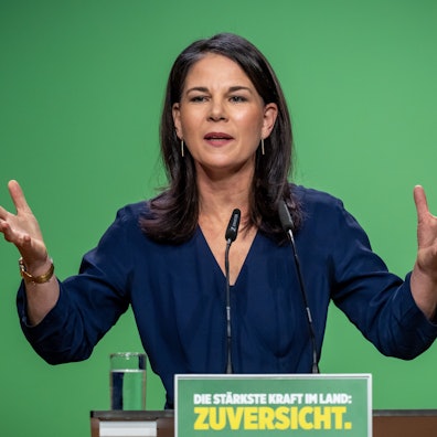 Annalena Baerbock (Bündnis 90/Die Grünen), Außenministerin, spricht beim Programmparteitag ihrer Partei am 26.01.2025 zu den Delegierten.