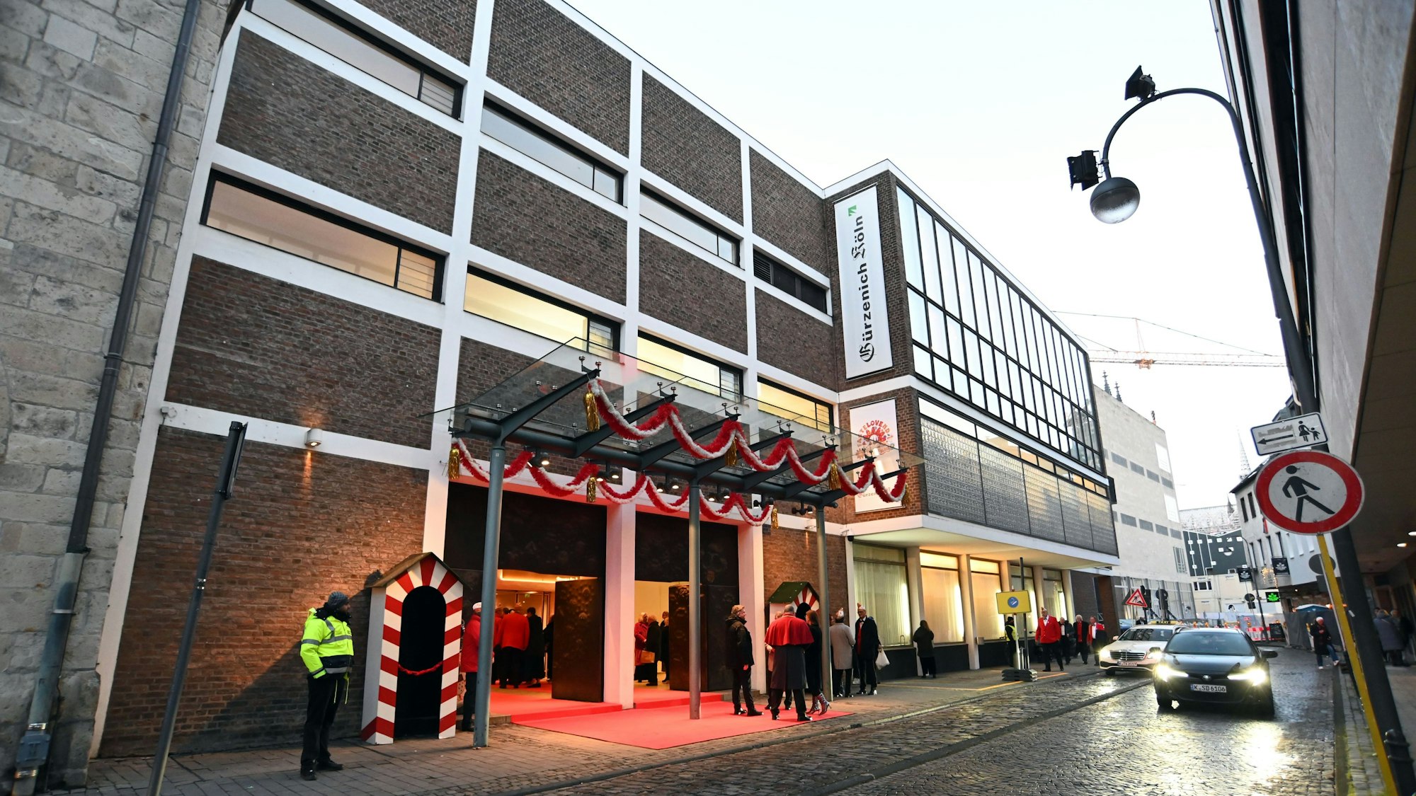 Im Gürzenich, der „guten Stube des Kölner Karnevals“, tagt an Aschermittwoch die AfD.