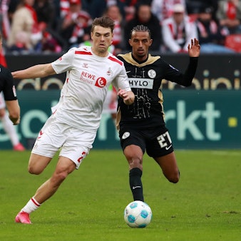 Joel Schmied erlebte ein nicht einfaches, aber letztlich erfolgreiches Debüt mit dem 1. FC Köln.