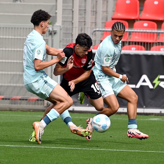 18.08.2024, Fussball A-Jug Bayer 04 - Kaiserslautern
mitte: Kerim-Sam Alajbegovic (Bayer)
Foto: Uli Herhaus