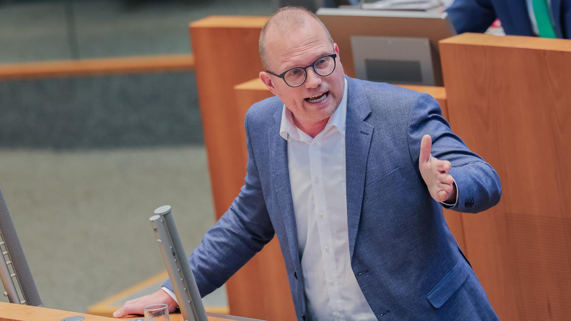 SPD-Fraktionsvorsitzender Jochen Ott im Landtag.